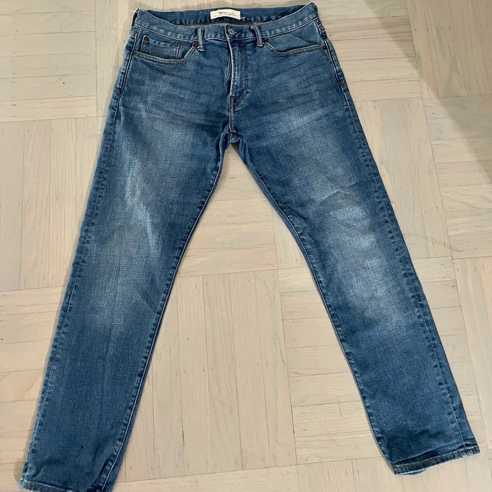Gap Athletic Men’s Jeans